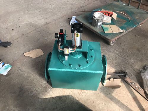 ú������y