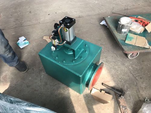 ú������y